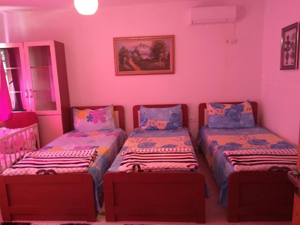Guesthouse Hlias Gloria Berat Exterior foto